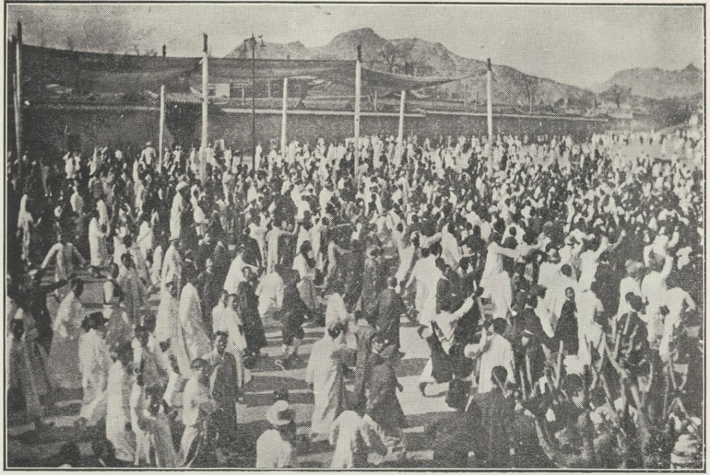 "Demonstration for independence in the Park [...] not a single man is armed."  From The Korean Independence Movement: Actual photographs showing peaceful demonstrations of the Koreans for independence and brutal treatment accorded them by Japanese soldiery.